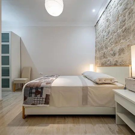 Bouganvillea Hotel 3*